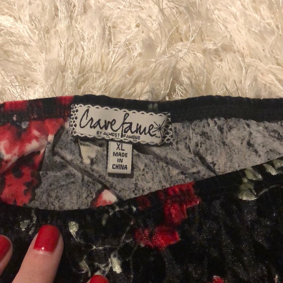 Crave Fame crushed velvet top - Picture 3 of 3